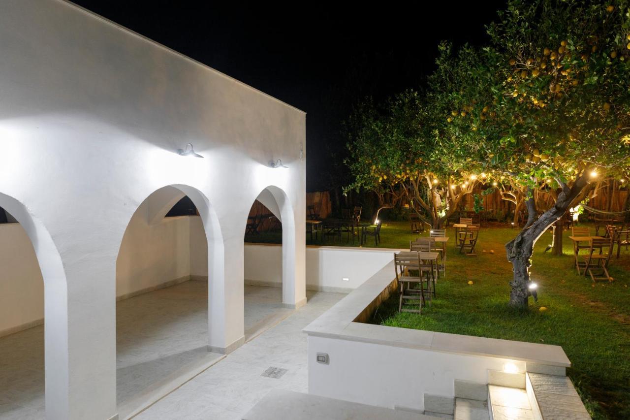 Hotel La Casa Sul Faro 2*
